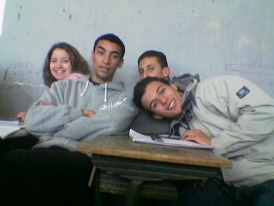 hajar moi aziz youness